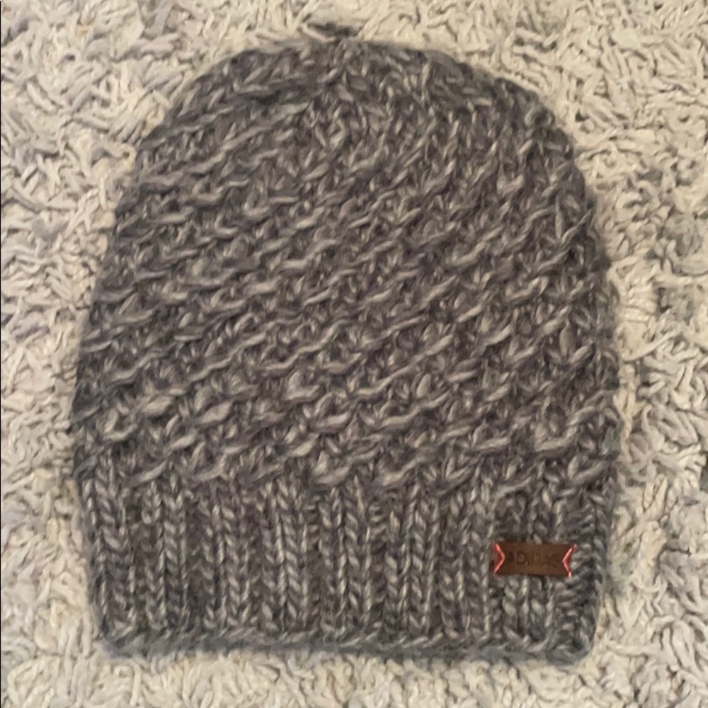 Adidas beanie